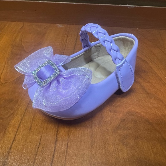 Purple Kids Shoes with Bow Detail - Picture 3 of 12